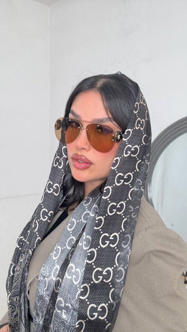 عینک آفتابی ورساچه UV400 فریم عسلی محافظ کامل چشم با طراحی لوکس