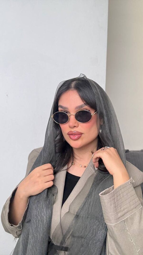 عینک آفتابی Prada مدل بیضی UV400 با دسته فلزی